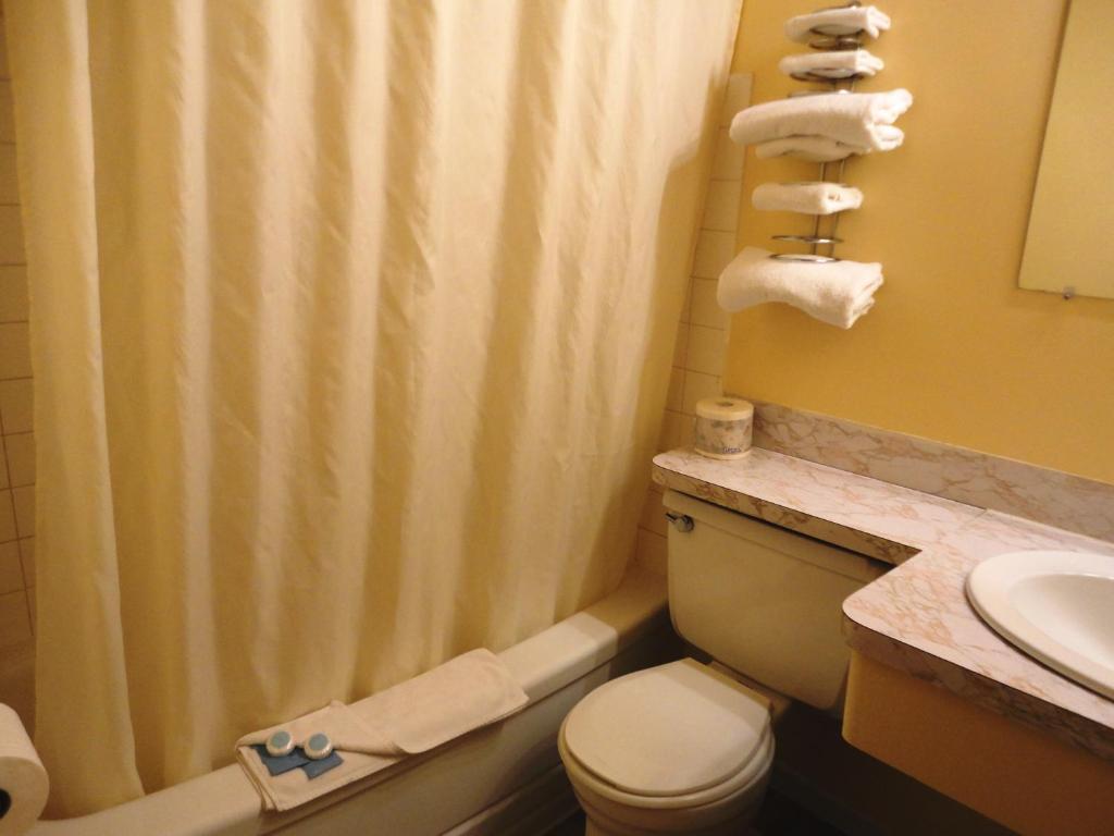 Polson Park Motel Vernon Phòng bức ảnh